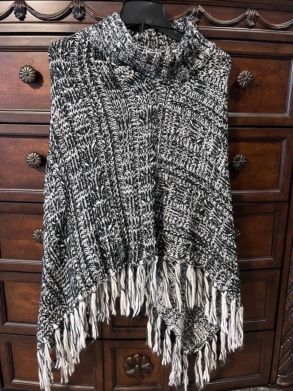 Shawl- like new- one size